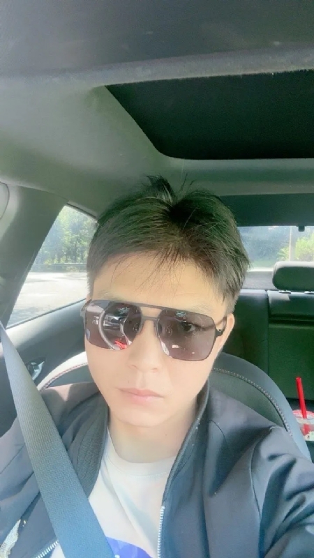 怀念的第一张照片--龙海相亲网