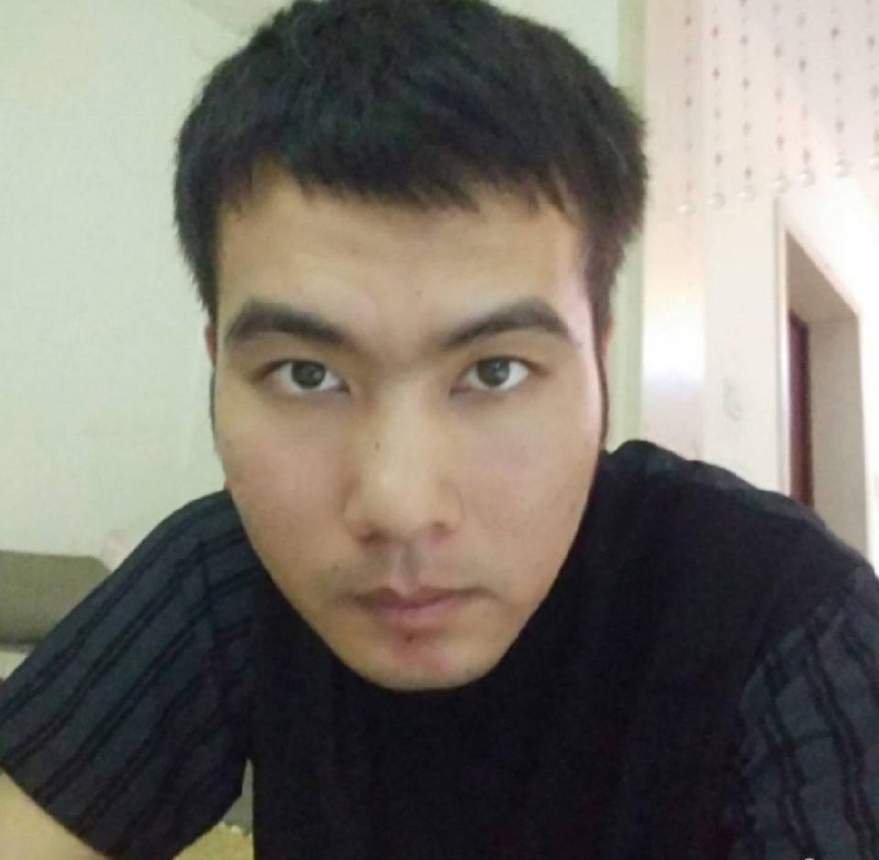 哭泣的小三的第三张照片--龙海相亲网