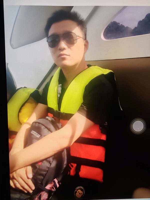 座看烟霞散的第一张照片--龙海相亲网