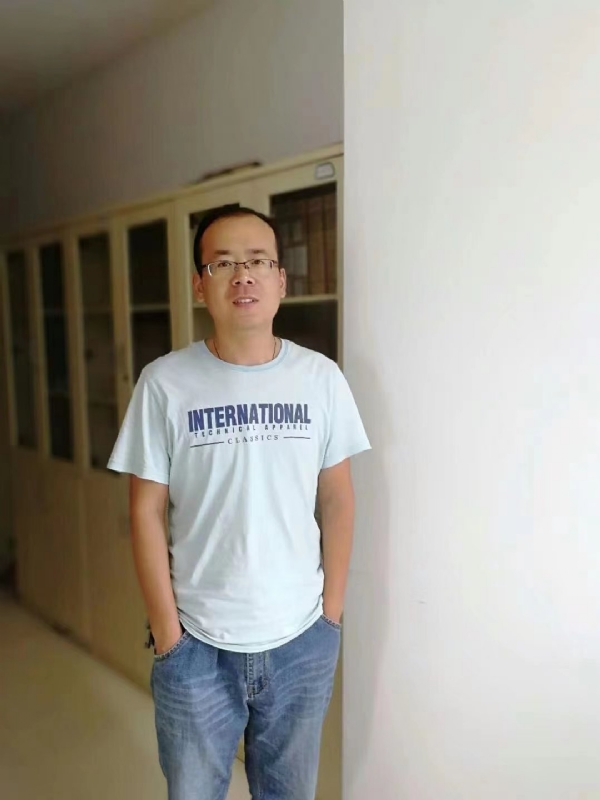 黄土麦田的第二张照片--龙海相亲网