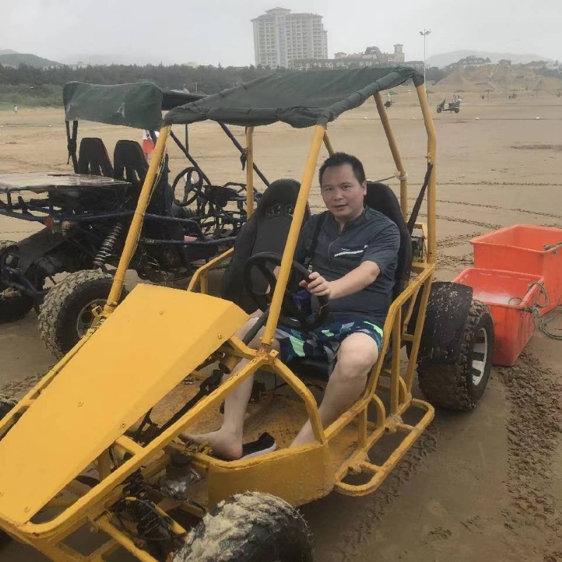 向前的第一张照片--龙海相亲网