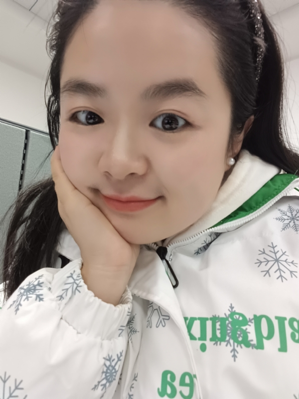 玥玥的第一张照片--龙海相亲网
