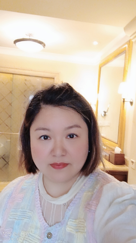 衎静玲瓏的第一张照片--龙海相亲网