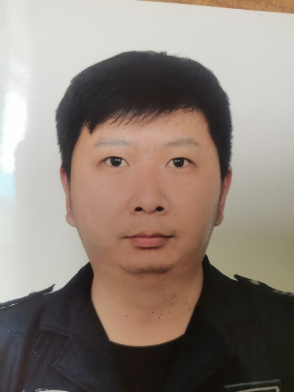 吕嘉的第一张照片--龙海相亲网