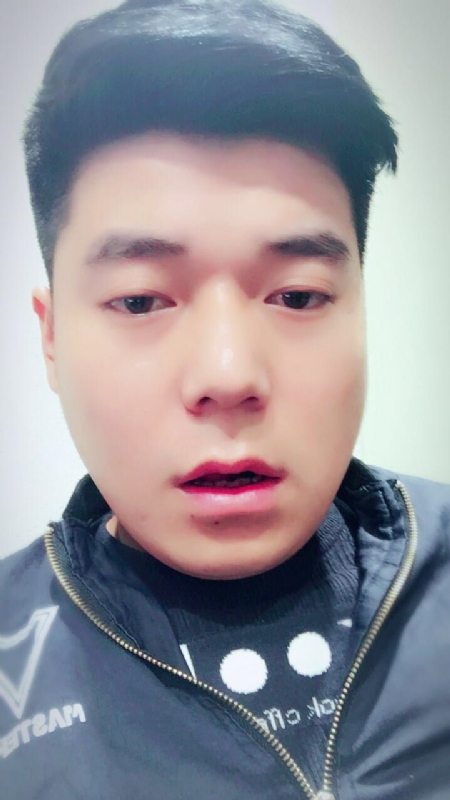 风向决定发型的第一张照片--龙海相亲网