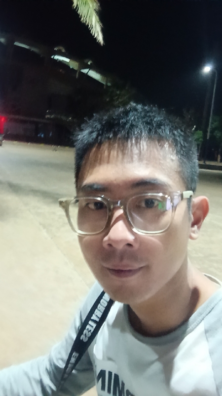 龙龙的第一张照片--龙海相亲网