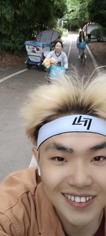 求安稳的第一张照片--龙海相亲网
