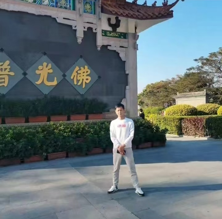 星艺的第一张照片--龙海相亲网