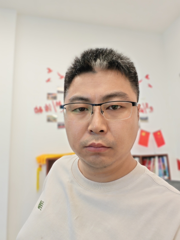 苦海寻舟的第一张照片--龙海相亲网